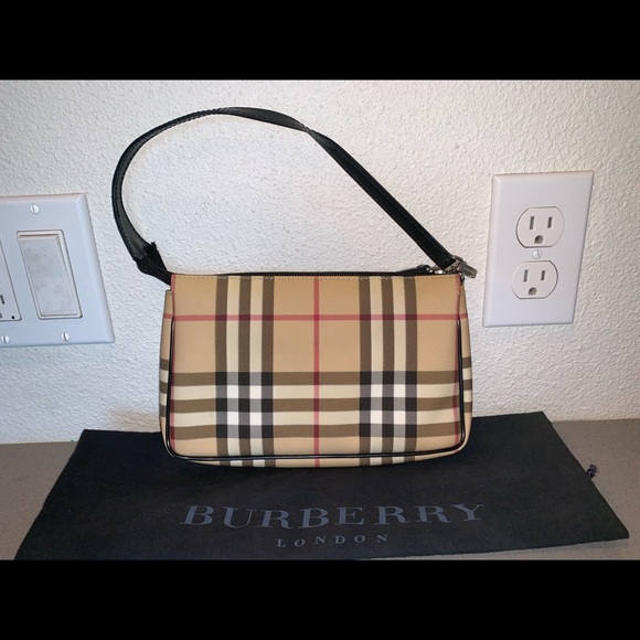 burberry nova check pochette